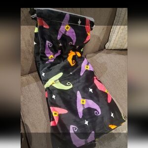 Fun Halloween Witch Hat Blanket-NWT